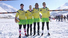 Das Team aus Uri krönte sich in der Kategorie Plausch zum Sieger; von links: Michi Truttmann, Melanie Imhof, Fabio Ziegler und Niels Hansen. (Bild: Philipp Zurfluh, 24. März 2019)