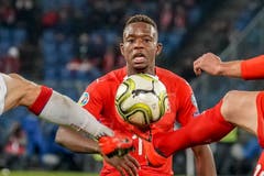 Denis Zakaria, Zentrales Mittelfeld, Note 4,5Physisch stark, macht gute Laufwege. Zeichnet sich durch eine tolle Ballbehandlung aus.(Bild: Andy Müller / Freshfocus, Basel, 26. März 2019)