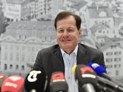 Will GC vor dem Abstieg retten: Der designierte GC-Präsident Dr. Stephan Rietiker stellt sich den Medien vor (Bild: KEYSTONE/WALTER BIERI)