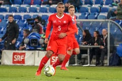Manuel Akanji, Mittelverteidiger, Note 4,5Orchestriert die Schweizer Defensive stark. Ist beim 3:0 mitbeteiligt. Bei den Gegentoren sieht er jedoch auch nicht glücklich aus.(Bild: Andy Müller / Freshfocus, Basel, 26. März 2019)