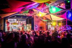 Der Mehrzwecksaal in Ermatingen wird zum Saloon. (Bild: Andrea Stalder)