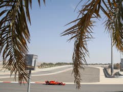 Am Sonntag findet in der Wüste am Persischen Golf zum 15. Mal ein Formel-1-GP statt (Bild: KEYSTONE/AP/LUCA BRUNO)