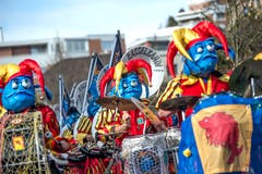 Die Guuggenmusig Rasselbandi Horw zieht durch ihr Heimatdorf.(Bild: Pius Amrein, Horw, 3. März 2019)
