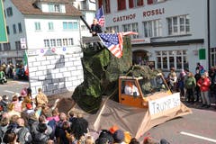 Der 70er Club mit dem Motto «Trump First». (Bild: Stephan Santschi, Schüpfheim, 3. März 2019)Stephan Santschi