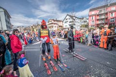 Der Skiclub Horw zelebriert das 110-jährige Jubiläum am Umzug der Egli-Zunft. (Bild: Pius Amrein, Horw, 3. März 2019)