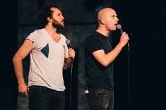 Am Freitag galt es, die Sieger der Kategorie Team zu küren. Die Rolle der Aufwärmer, deren Bewertung nicht zählt, nahmen Valerio Moser und Manuel Diener als Duo Interrobäng mit vollem Körpereinsatz ernst.