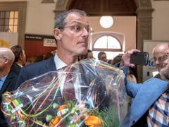 Schaffte die Wiederwahl problemlos: Bildungs- und Kulturdirektor Reto Wyss (CVP). (Bild: KEYSTONE/URS FLUEELER)