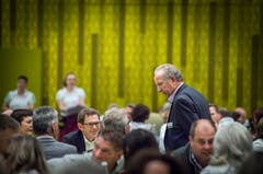 Der ehemalige Stadtpräsident Martin Salvisberg ist ebenfalls vor Ort. (Bild: Andrea Stalder)