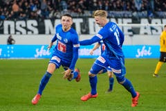 Marvin Schulz (rechts), zentrales Mittelfeld, 5 Der Mann rackert im Mittelfeld für zwei, spielt einfach und zweckmässig. Der Deutsche performt erneut auf einem guten Niveau. (Bild: Martin Meienberger/freshfocus, Luzern, 6. März 2019)
