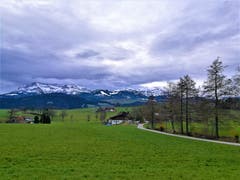 Ein wolkenverhangener Himmel über der Pilatuskette. (Bild: Urs Gutfleisch, Ruswil, 9. März 2019)