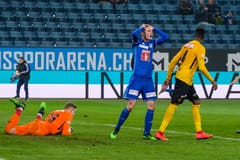 Silvan Sidler, Linksverteidiger, 4 Dass er vor Selbstvertrauen strotzt, sieht man. Startet gut, baut in der Folge aber ab. (Martin Meienberger/freshfocus, Luzern, 10. April 2019)
