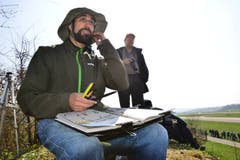 Statt hunderte Fotos zu machen malte er ein einziges Bild. (Bild: Samuel Schumacher)