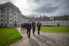 Bundesrat Alain Berset kommt in St.Gallen an. (Bild: Benjamin Manser)