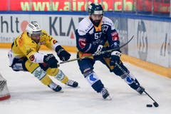 Thomas Ruefenacht (Bern) gegen Fabian Schnyder (Zug).(Bild: Marc Schumacher/freshfocus, Zug, 13. April 2019)