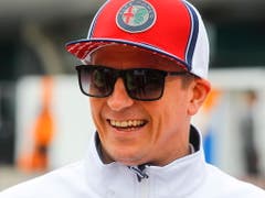Kimi Räikkönen hat gut lachen. Er fuhr auch bei seinem dritten Einsatz für das Team Alfa Romeo in die Punkteränge (Bild: KEYSTONE/EPA/DIEGO AZUBEL)