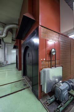 Blick in das alte Krematorium. (Bild: Pius Amrein, Luzern, 15. April 2019)