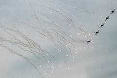 Die Patrouille Suisse trainiert für die Jubiläumsschau am 24. und 25. Mai. (Bild: Boris Bürgisser, Emmen, 12. April 2019)