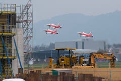 Drei Northrop F-5E Tiger II heben zum Training ab. (Bild: Boris Bürgisser, Emmen, 12. April 2019)