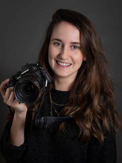 In der Gesamtwertung brachten ihre Fotos Caroline Schmid zum Titel Fotografin des Jahres beim Wettbewerb des «Bund Professioneller Portraitfotografen» (BPP). Nach eigenen Angaben des BPP ist er die diesmitgliederstärkste Berufsinitiative professioneller, kommerzieller Portrait- und Peoplefotografen in Deutschland und eine der grössten in Europa. (Bild: PD)