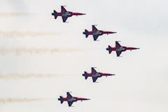 Die Patrouille Suisse trainiert für die Jubiläumsschau am 24. und 25. Mai. (Bild: Boris Bürgisser, Emmen, 12. April 2019)
