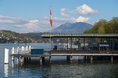 Offenheit und Transparenz - dies wurde mit der Renovierung des Baus wieder geschaffen. (Bild: Dominik Wunderli, 17. April 2019, Luzern)