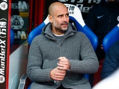 Manchester City mit Trainer Pep Guardiola steht gegen Tottenham unter Druck (Bild: KEYSTONE/EPA/KIERAN GALVIN)