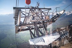 ...gesichert. An den Masten wurden Abdeckungen und... (Bilder: Ralph Ribi)