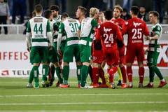 Rudelbild zwischen den Spielern des SC Kriens und dem FC Aarau. (Bild: Marc Schumacher / Freshfocus, Kriens, 2. April 2019)