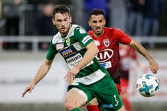 Der Krienser Nikola Mijatovic (vorne) gegen den Aarauer Varol Tasar. (Bild: Marc Schumacher / Freshfocus, Kriens, 2. April 2019)