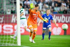 David Zibung, Torhüter, Note 5Er bedrängt Hefti (33.), der nur die Latte trifft. Hält sicher gegen die Schüsse von Barnetta (24.) und Guillemenot (74.). (Bild: KEYSTONE/Gian Ehrenzeller)