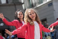 Ein Mitglied der Gruppe «Dance & Fun Neuenkirch/Rain» bei ihrem Auftritt am Hirschenplatz. (Bild: Pius Amrein, Luzern, 20. April 2019)