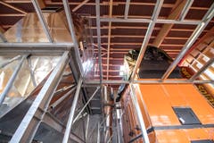 Rundgang in und um die neue Fernwärmeanlage des Wärmeverbund Sarnen, welche unmittelbar beim Werkhof zu stehen kommen wird. (Bild: Pius Amrein, Mittwoch 17. April 2019)