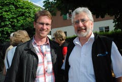 Jubiläums-Generalversammlung von Tourismus Buochs-Ennetbürgen: Reto Wyss (links) mit Sepp Barmettler. (Bild: Rosmarie Berlinger, 28 Mai 2011)