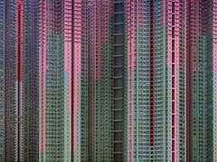 Michael Wolfs Fotografie zeigt ein Gebäude in Hongkong. (Bild: KEYSTONE/AP Blue Lotus Gallery)
