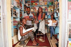 Frauen, wie die drei westafrikanischen Sängerinnen der Band Les Amazones d’Afrique, stehen an den Stanser Musiktagen zuverlässig oft auf den Bühnen.PD