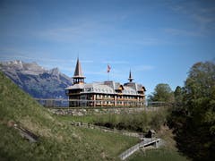 Das wunderschöne Jugendstil-Hotel Paxmontana auf dem Flüeli wird uns hoffentlich in dieser Art noch einzige Zeit erhalten bleiben. (Bild: Margrith Imhof-Röthlin, Flüeli-Ranft, 25. April 2019)
