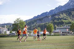 Touch-Rugby beim Training auf der Allmend. (Bild: Manuela Jans-Koch, Luzern, 25. April 2019)