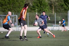 Touch-Rugby beim Training auf der Allmend. (Bild: Manuela Jans-Koch, Luzern, 25. April 2019)
