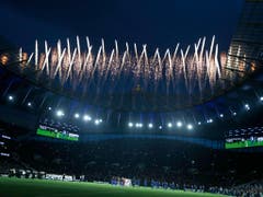 Am Mittwoch wurde der neue Fussballtempel der Nordlondoner mit einem grossen Fest eingeweiht (Bild: KEYSTONE/AP/KIRSTY WIGGLESWORTH)