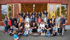 Ein Gruppenfoto der Schwingerfamilie. (Bild: Schwingklub Rothenburg)