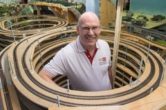 Erwin Gugger ist Präsident des Modelleisenbahnklubs Schenkon. (Bild: Boris Bürgisser, Schenkon, 1. Mai 2019)