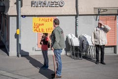 Eine der gewerkschaftlichen Hauptforderungen am Tag der Arbeit: Gerechte Löhne für alle, unabhängig von Geschlecht und Alter. (Bild: Urs Bucher - 1. Mai 2019)