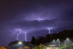 Blitz und Donner über Luzern.