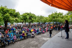 Dort sprach auch Regierungsratskandidatin Korintha Bärtsch (Grüne) zu den Teilnehmern.