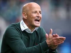 Wird sich St. Gallens Trainer Peter Zeidler bald nicht mehr ärgern müssen? (Bild: KEYSTONE/EDDY RISCH)