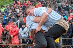 Er war heute für alle eine Nummer zu gross: Pirmin Reichmuth. (Bild: KEYSTONE/Urs Flüeler, Bürglen, 12. Mai 2019)