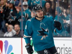 Timo Meiers Absenz in Bratislava fiel bislang kaum ins Gewicht. Meier ist der wohl beste Schweizer Stürmer im Moment mit 35 Toren und 78 Punkten in dieser Saison für die San Jose Sharks (Bild: KEYSTONE/FR171606 AP/JOSIE LEPE)