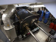Die Maschine der «Neuchâtel» stammt ursprünglich vom Dampfschiff «Ludwig Fessler», das auf dem bayerischen Chiemsee verkehrt. 1973 wurde dieses Schiff auf diesel-hydraulischem Antrieb umgebaut, und die Maschine wurde sorgfältig ausgebaut. (Bild: Keystone/SALVATORE DI NOLFI)