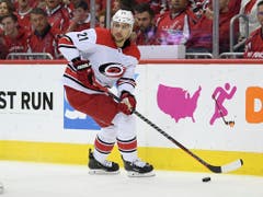 Und weitere Verstärkung naht: Nino Niederreiter stösst aus den NHL-Playoffs spätestens am Montag zum Schweizer Team. Am Dienstag gegen Tschechien wird er erstmals spielen. (Bild: KEYSTONE/FR67404 AP/NICK WASS)