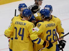 Vor einem Jahr gewann Schweden an der WM zweimal gegen die Schweiz: 5:3 in der Vorrunde und 3:2 nach Penaltyschiessen im WM-Final von Kopenhagen (Bild: KEYSTONE/AP/RONALD ZAK)
